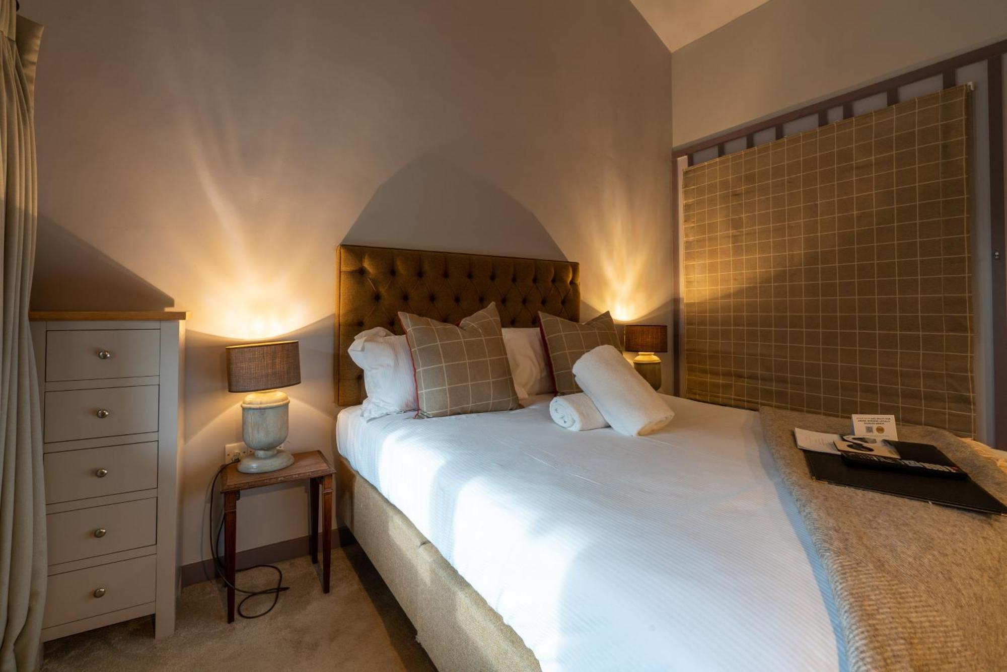 The Welldiggers Arms Bed & Breakfast Petworth Exterior photo