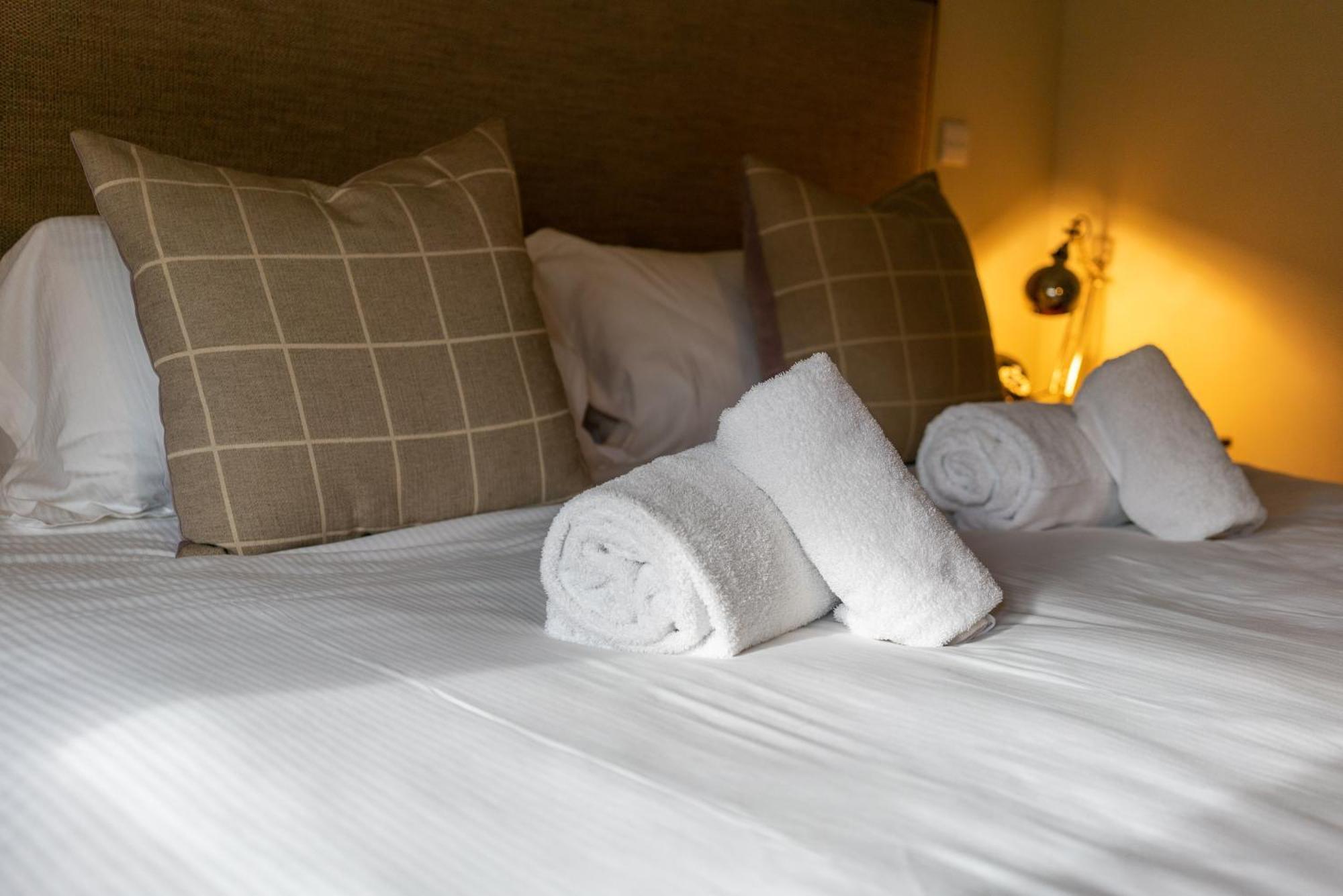 The Welldiggers Arms Bed & Breakfast Petworth Exterior photo