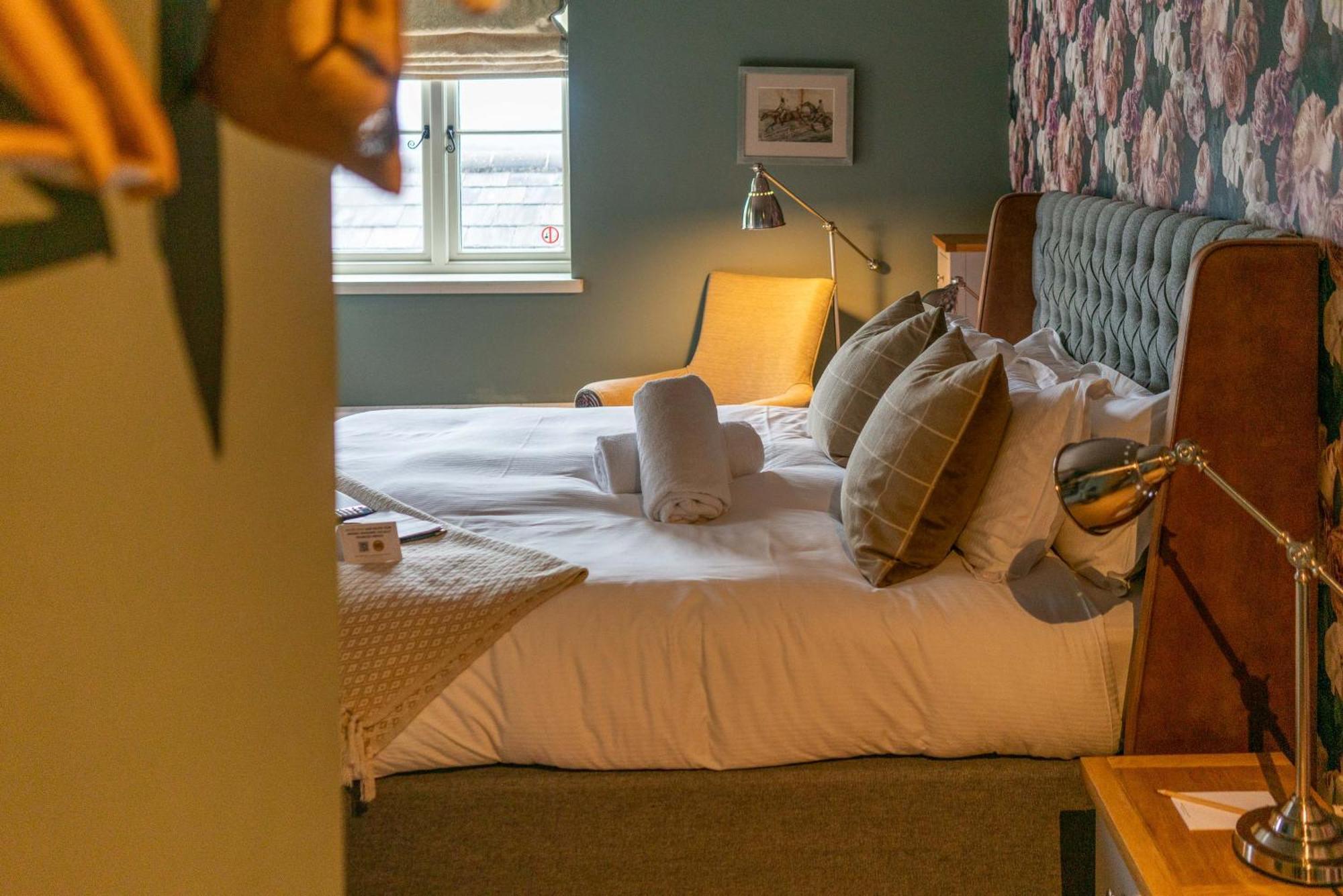 The Welldiggers Arms Bed & Breakfast Petworth Exterior photo